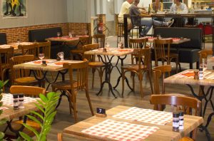 Restaurant Fourchette et Tire-bouchon salle